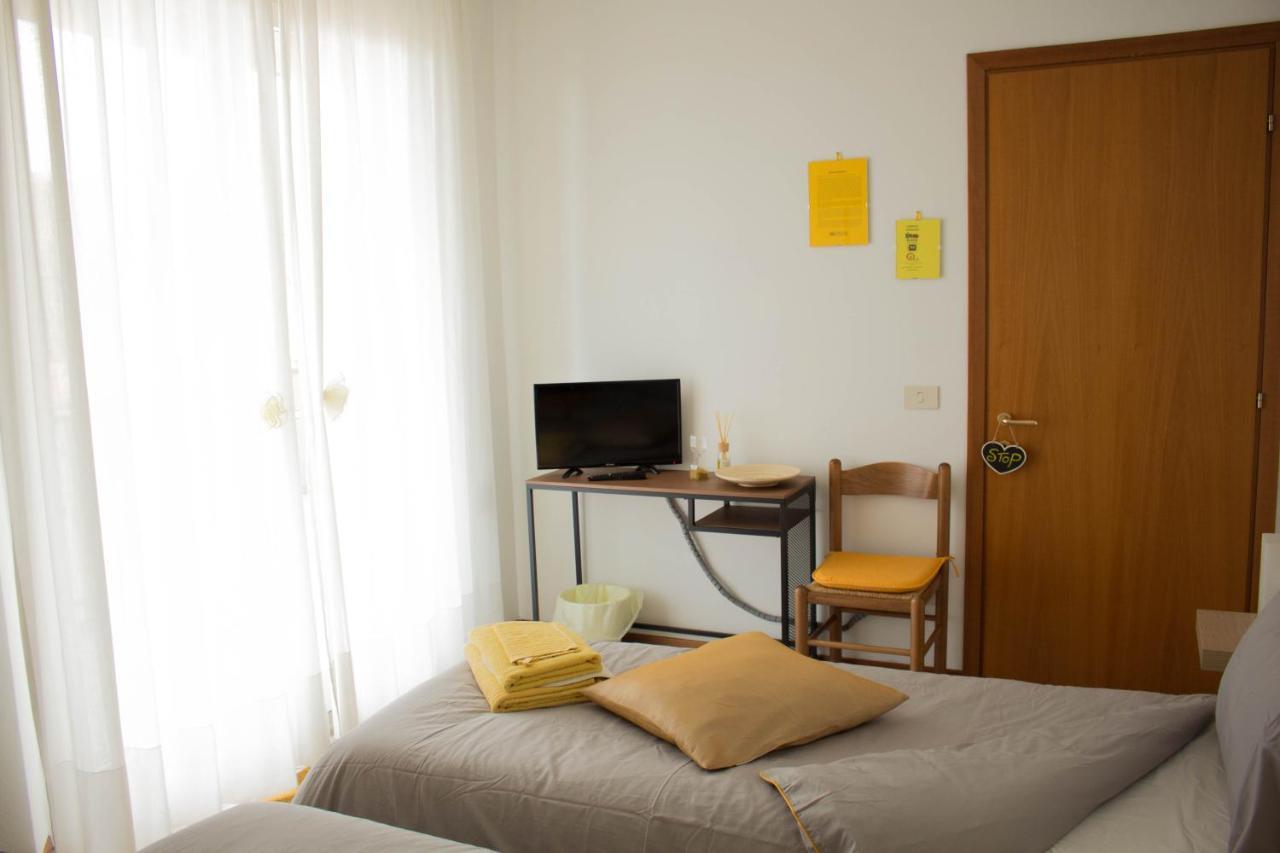 Casa Di Cipri Hotel Montale  Екстериор снимка